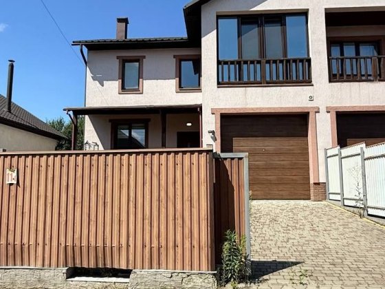 Продається будинок на початку Роші готовий для життя Черновцы