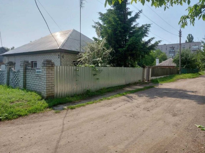 Продаж 1/2 будинку пров. Атамановського - фото 1