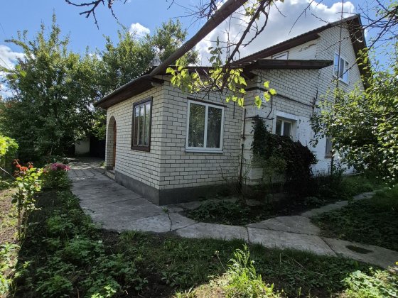 Цегляний будинок на Бобровиці. Чернигов