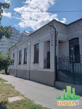 Продаж частини будинку на бул. Шевченка 290 - фото 1