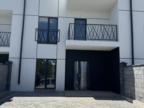 Готовий котедж в елітному районі міста на Щасливому‼️ Рівне