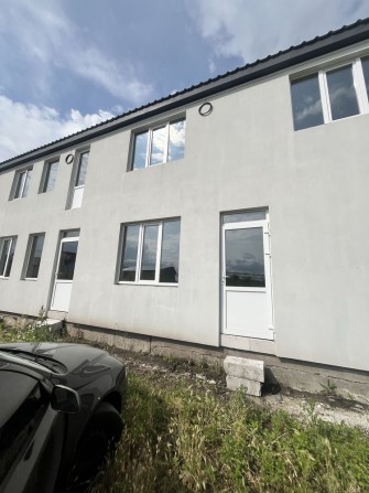 Продам таунхаус по переуступці прав - фото 1