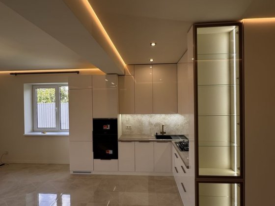 Продаж новенького дуплексу з газом. Ужгород