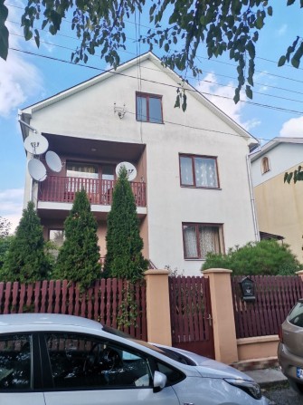 Будинок в м. Ужгород район Доманинці - фото 1