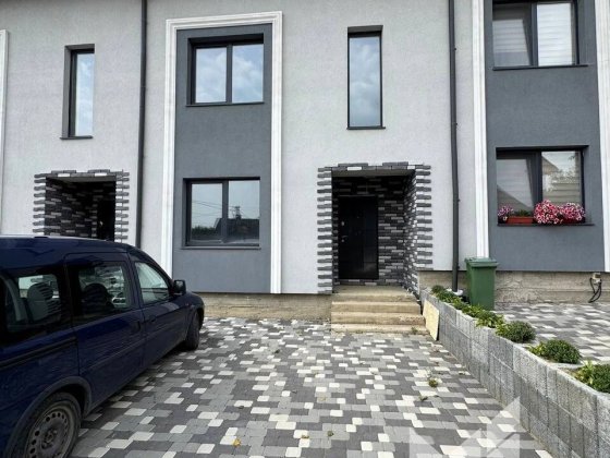 Продаж таунхаусу в престижному районі Дослідної станції Чернівці