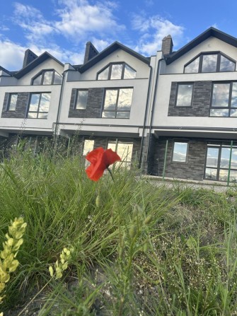 таунхаус в місті - фото 1