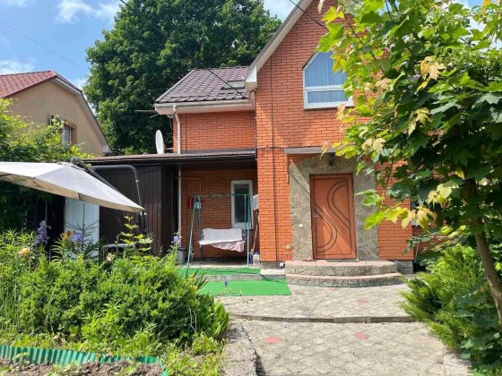 Продаж Будинку з гаражем на Бармаках Ровно