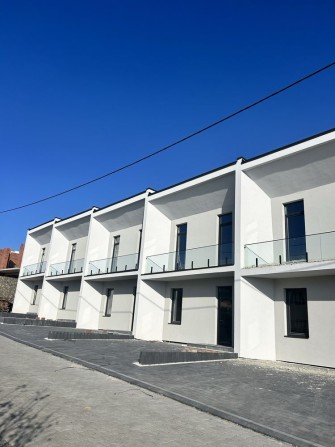 Вул Запорізька продаж котеджу 140 м кв  з ремонтом 170 тис - фото 1