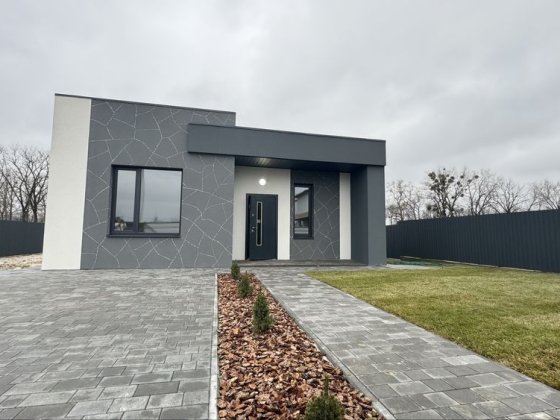 Продаж 1-поверхового будинку з ремонтом. Винница