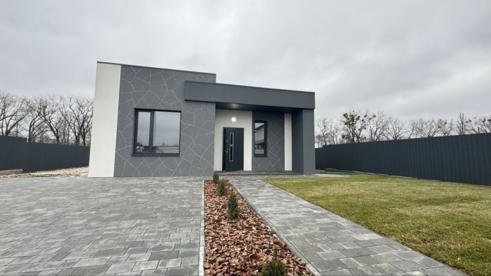 Продаж 1-поверхового будинку з ремонтом. - фото 1