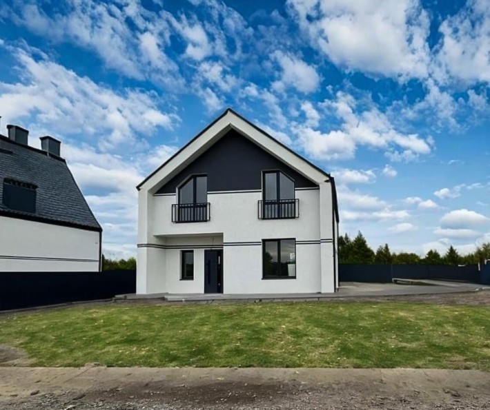 Без комісії! Будинок в стилі хай - тек - фото 1