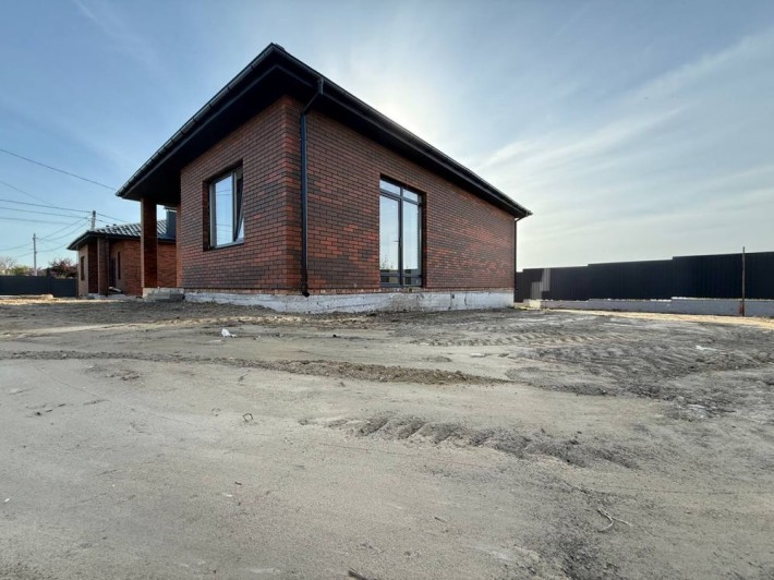 Продам 1 поверховий будинок з ділянкою 4 сотки 80 м2 - фото 1