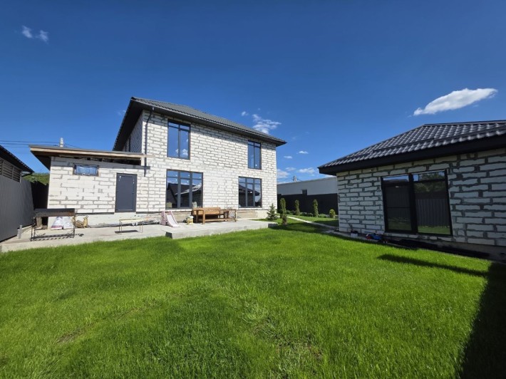 Продажа шикарного дома,  коттеджный городок Царское село - фото 1