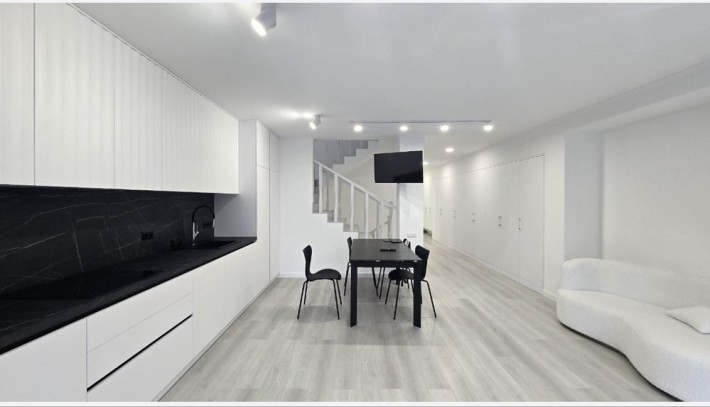 Продаж будинку з бомбосховищем Жуляни жк Удачний - фото 1