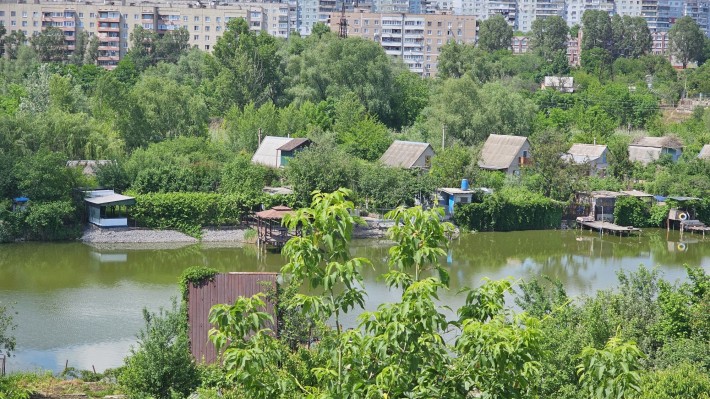 Дача с Видом на Озеро, в городе, на Вырве, 6 соток + Баня - фото 1