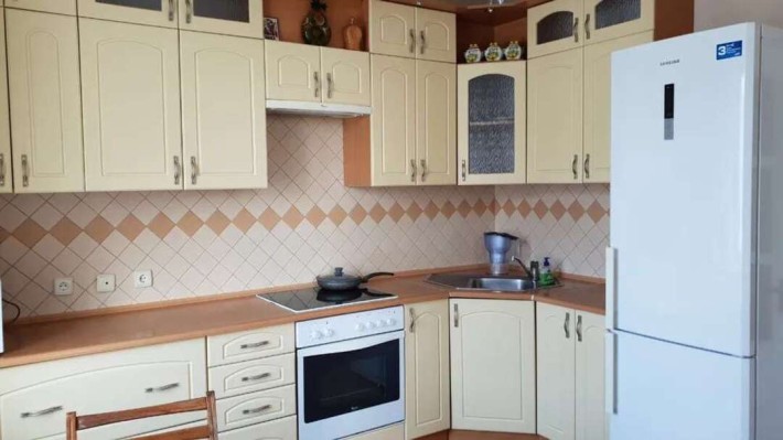 Продаж 2-кімнатної квартири по вул. Академіка Булаховського, 5г, Святошинський район, м.Київ - фото 1