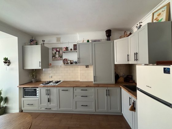 Продам  1-кімнатну квартира ЖК «Казка» Лебедєва 1 Київ