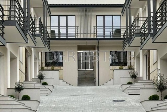 Продам 2-поверховий таунхаус на вулиці Високій - фото 1