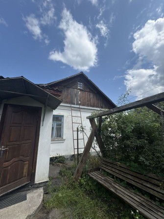 Трикімнатна частина будинку з гарною ділянкою землі - фото 1