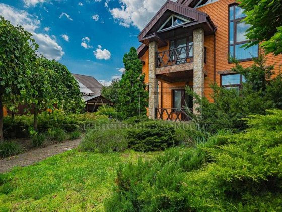 Класний якісний Будинок/Чапаєвка/Три спальні/Ремонт Меблі/Басейн Киев