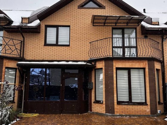 Продається Шикарний 4 кімнатний Таунхаус на Сонячній. Винница