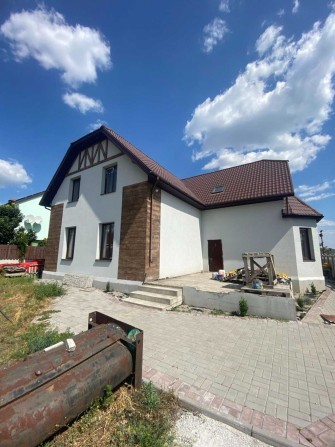 Чудовий будинок на вул.Дніпровські пороги! (22-411-501) - фото 1