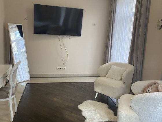 Продаж квартири котеджного типу на вул. Стороженка Львів