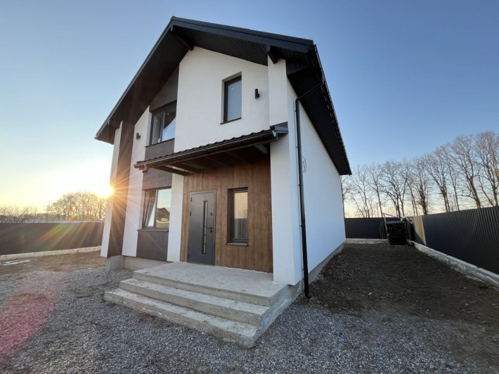 Продаж 2 поверхового будинку, в чистовому стані. - фото 1