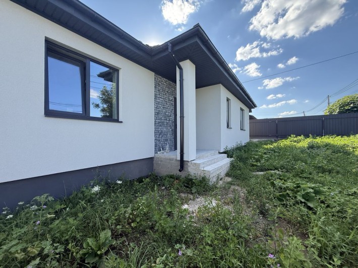 Продам одноповерховий будинок з терасою - фото 1