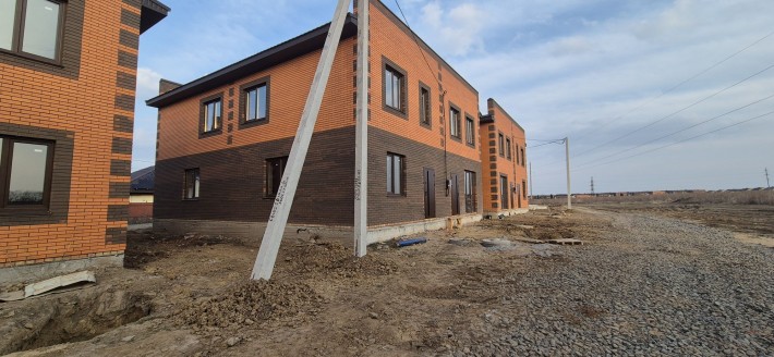 РОЗТЕРМІНУВАННЯ! Нове котеджне містечко! БАРСЬКЕ ШОСЕ,200м від зупинки - фото 1