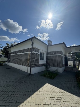 Без %! Топ локація, будинок з ремонтом! КМ Dream Wood, дім вул. Чалого - фото 1