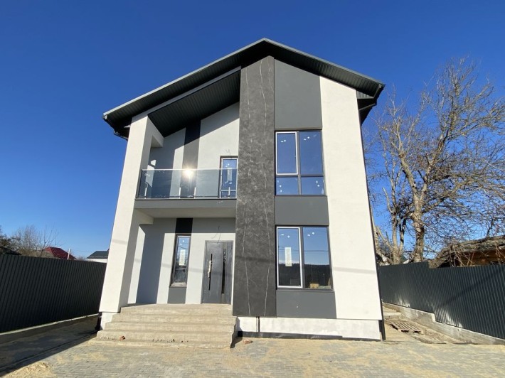 Продаж будинку - фото 1