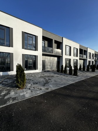 Таунхаус квартира Киев Дарницкий Осокорки метро Славутич от застройщик - фото 1