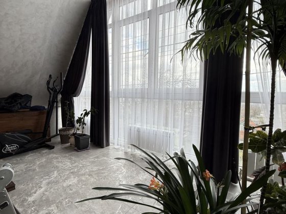 Продается дом ул. Тихвенская  район пр. Науки , ТЦ Neo Plaza Дніпро