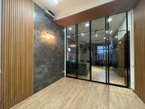 Продам дом в Центре ул Сечевых Стрельцов Конинского  Украинская  8 сот Дніпро