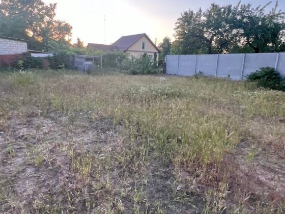 Шикарный участок с домом в лучшем месте