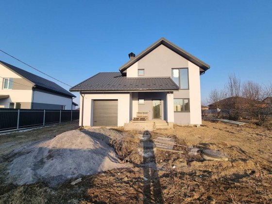 Продається двоповерховий будинок на Старому місті Винница