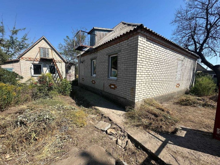 Продам дом на правом берегу - Краснополье- 12 Квартал - фото 1