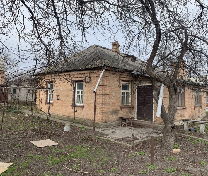 Продам земельну ділянку 12 сот, будинок 68 м/кв. - фото 1