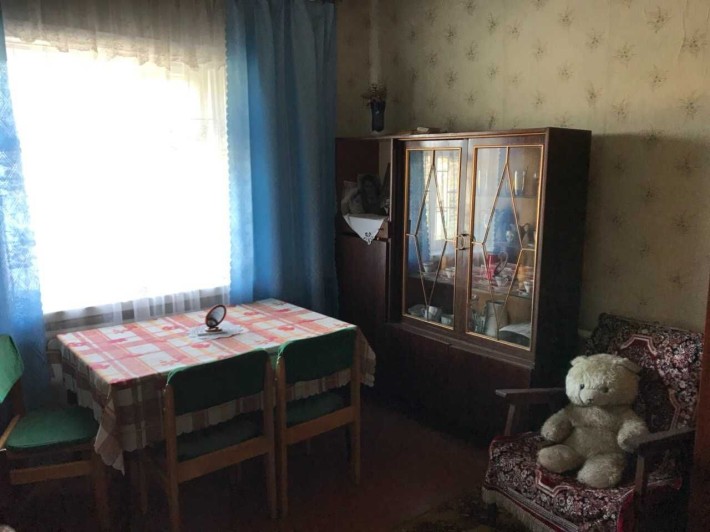 FO S4 Продається 1/2 будинку, Основа п. Жихар, вул. Євгена Плужника. - фото 1