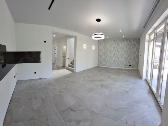 Дом с ремонтом 135м2, 4 сотки район Таирова Рассрочка Одесса