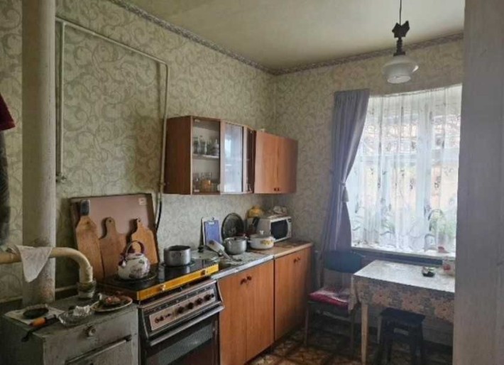 Продам целый дом в Слободском районе на поселке Герцена - фото 1