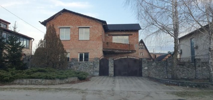 Домовладение 2-х этажное 250м2 сразу за Лесопарковой - фото 1