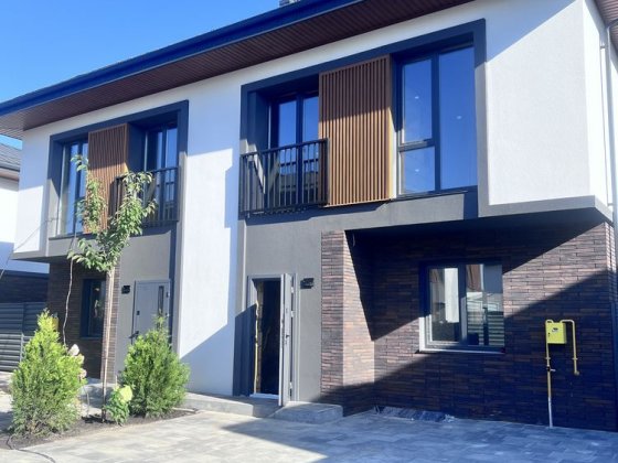 КМ Петроп Борщагівка Таунхауси біля Ліцей1. Газ/центр комун ЄОселя 2% Петропавловская Борщаговка