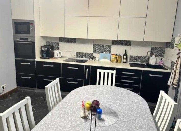 Продам 2-х поверховий будинок, 10 хв. від метро Індустріальна, 148 м2. - фото 1