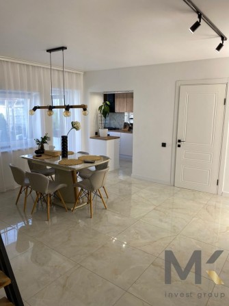 Петропавлівська Борщагівка | Продаж триповехового будинку з ремонтом - фото 1