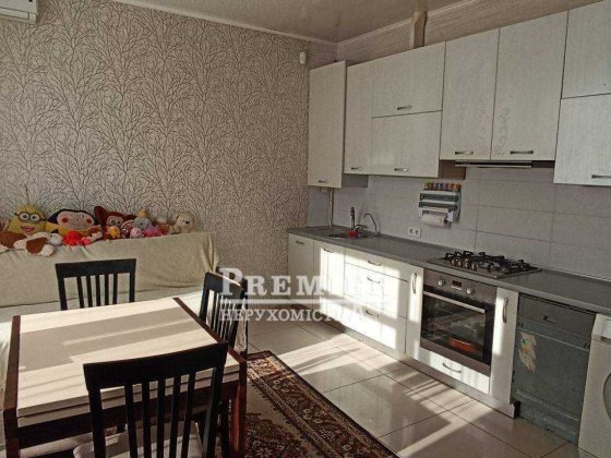 Таунхаус з ремонтом. 65 кв.м Простора кухня-студія. Одесса