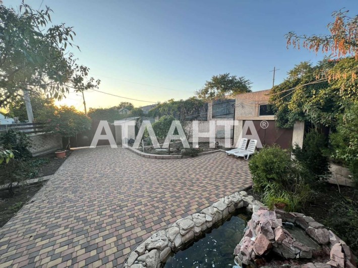 Затишний будинок на 9 сотках землі в Одесі між морем та лиманом. - фото 1