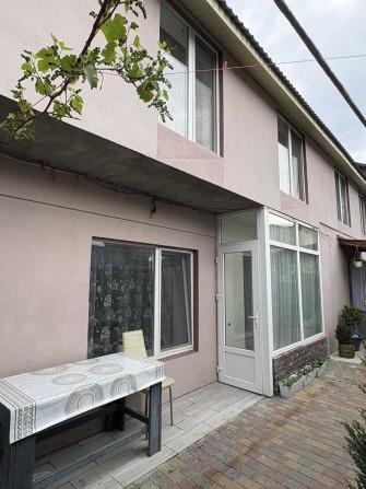 Квартира на землі з ремонтом - фото 1