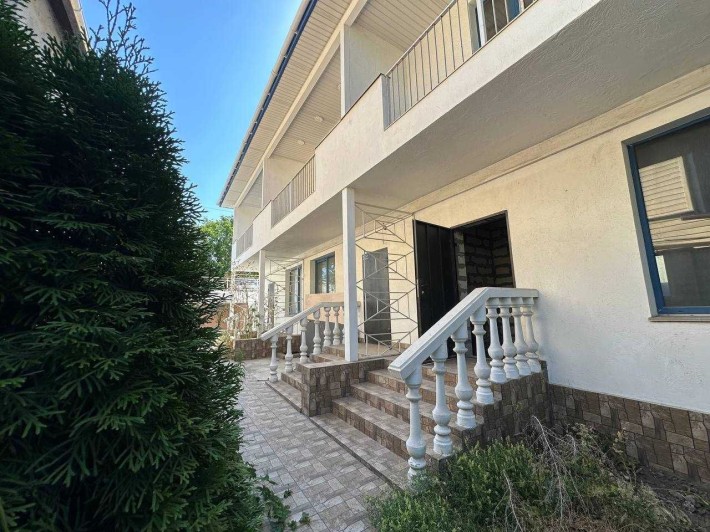 ВИГІДНО! Таунхаус біля моря на Фонтані — за ціною квартири! - фото 1